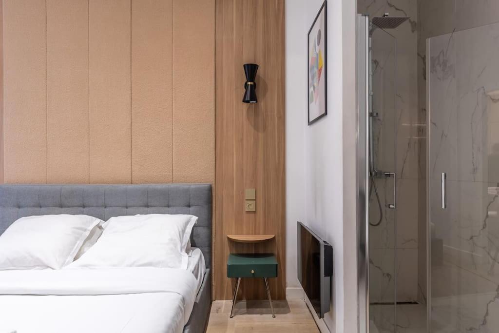 Off Familial Dans Le Marais 2br